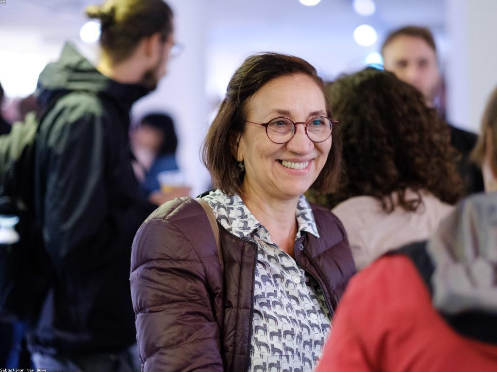 ការយល់ដឹងអំពីព័ត៌មានស្លុត និងវិធីជំរុញការផ្តល់ឱ្យនឹងការពិត